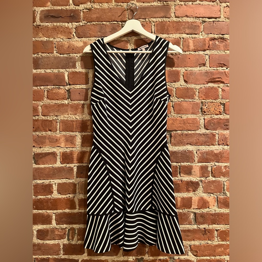 Juicy Couture Black & White Chevron Fit n Flare Mini Dress